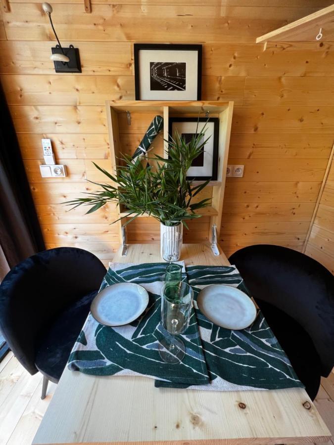 La Cabane Du 375, Piscine Clim,Jacuzzi Et Insolite Saint-Jean-de-Moirans Eksteriør billede